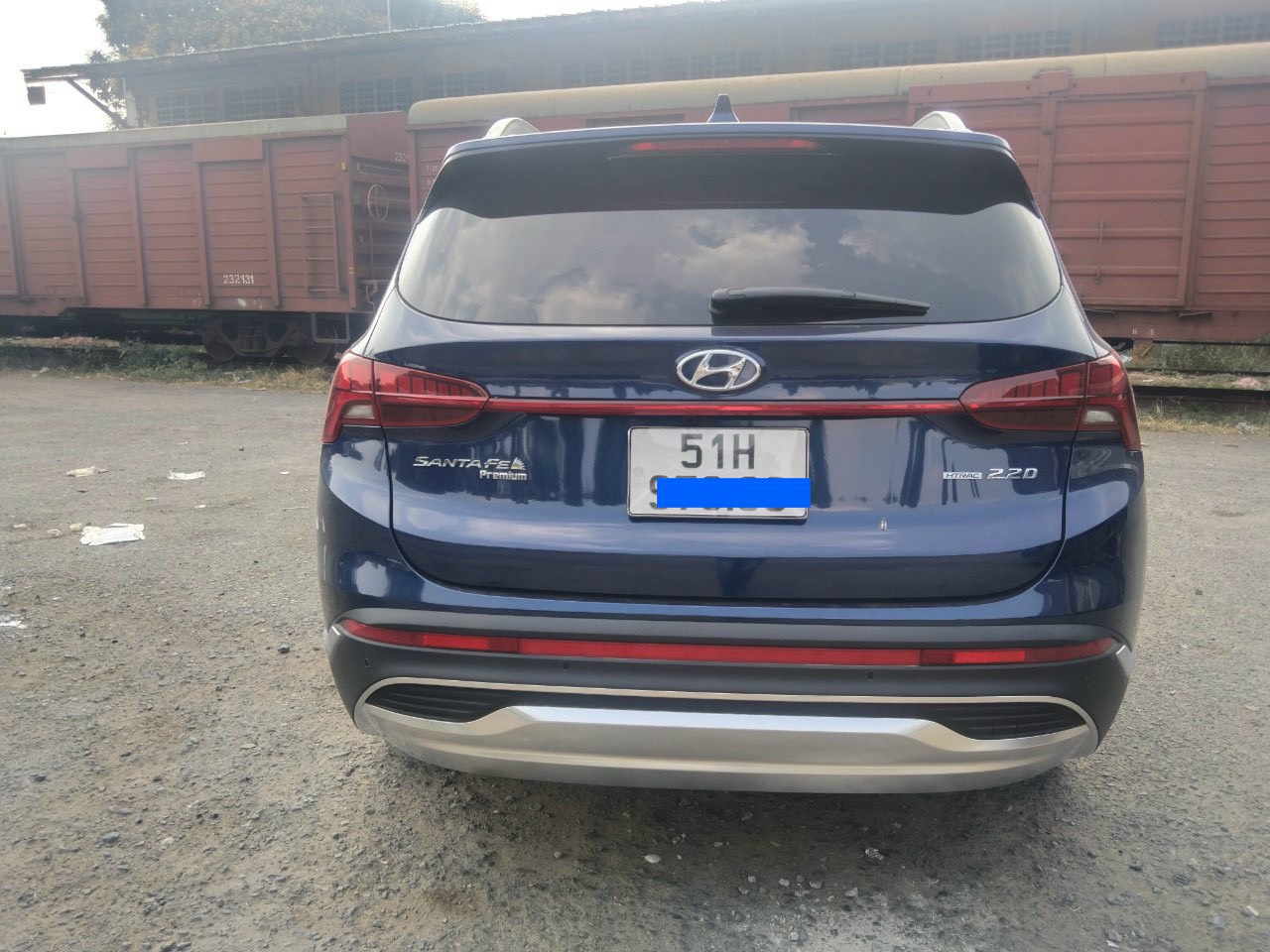 Giá cước gửi ô tô bằng tầu hỏa Bắc Nam rẻ nhất chỉ từ 4.500.000 vnđ